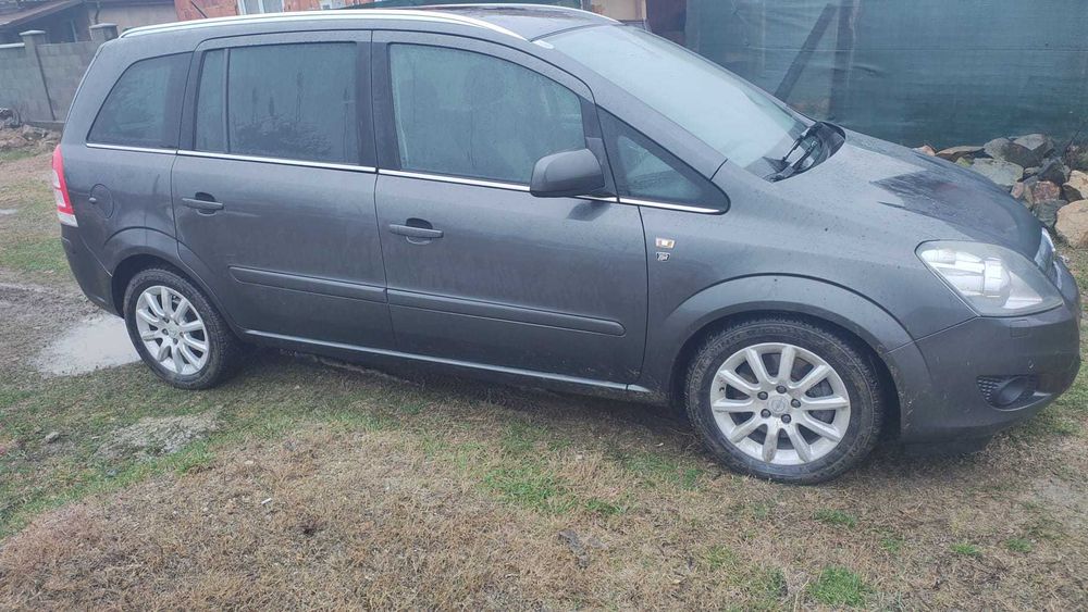 Vând sau schimb cu golf 5