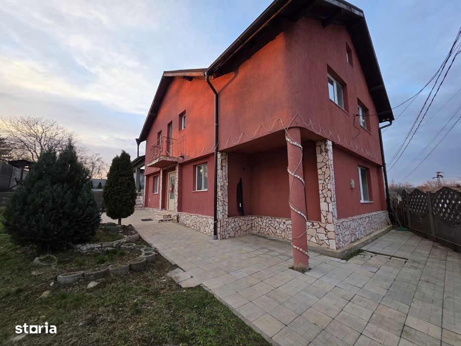 Casă spațioasă cu etaj, utilități complete și piscină – Simeria, HD