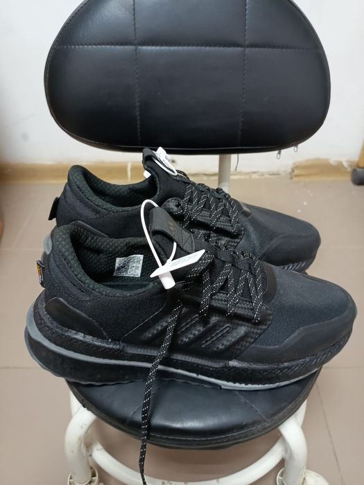 Продам кросовки Адидас