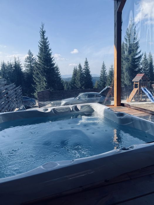 Cabana de inchiriat cu jacuzzi, Marisel, Cluj (100 m partia de ski)