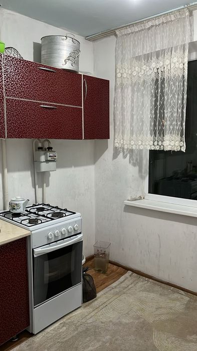 Екі бөлмелі пәтер ұзақ мерзімге жалға беріледі