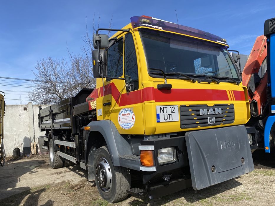 Închiriez basculanta  14 Tone cu macara, miniexcavator , utilaje