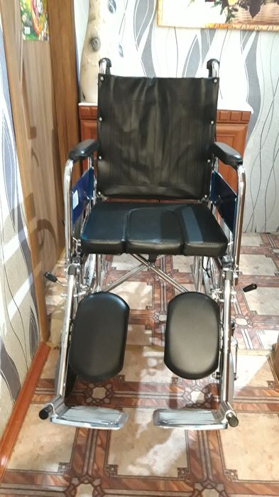 Продам инвалидную коляску