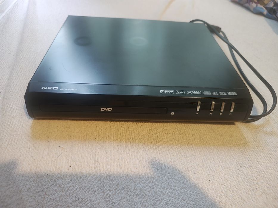 Два броя DVD Player Neo
