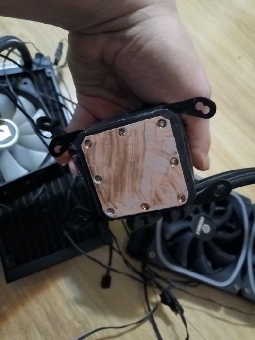 Cooler Aio Enermax(Amd) id Cooling(intel ) defecte