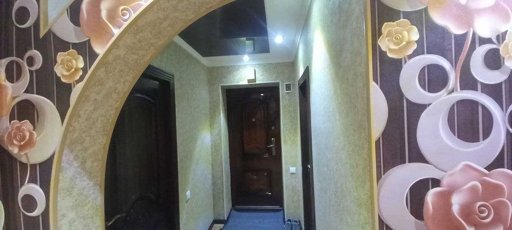 Olmaliqda 3 хонали Уй сотилади 3 xonali uy sotiladi