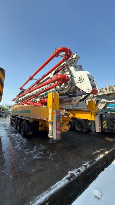 Sitrak shasesiga o'rnatilgan Betonanasos sotiladi