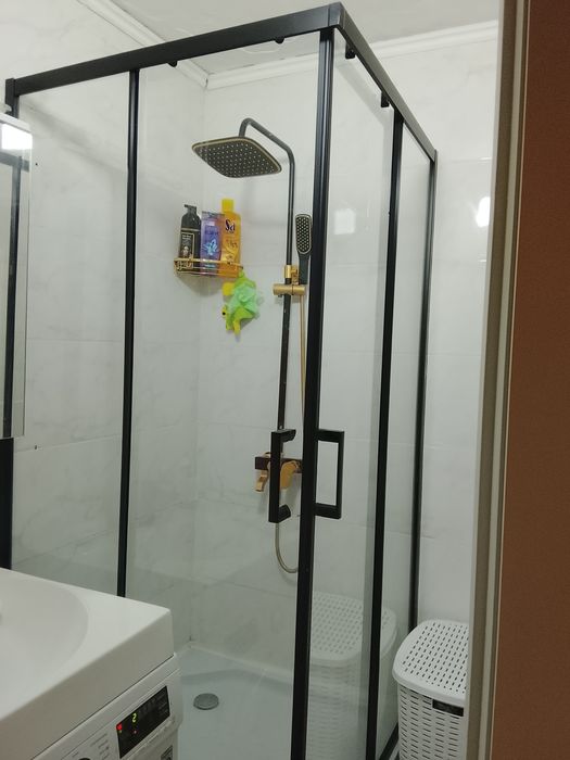 Продам Дущевая кабина 90*90