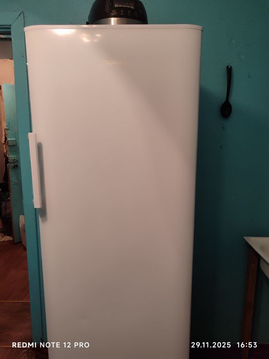 Морозильная камера Бирюса.