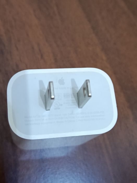 Zaryadchik iPhone