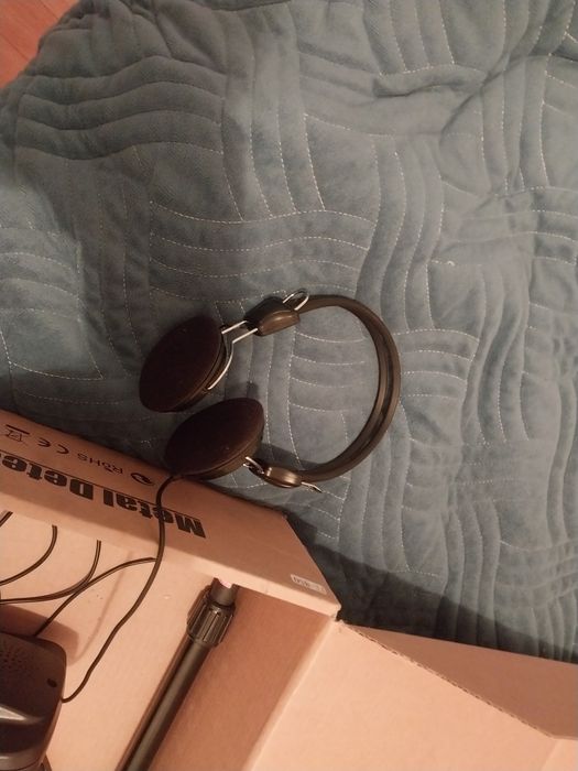 Металлоискатель продам