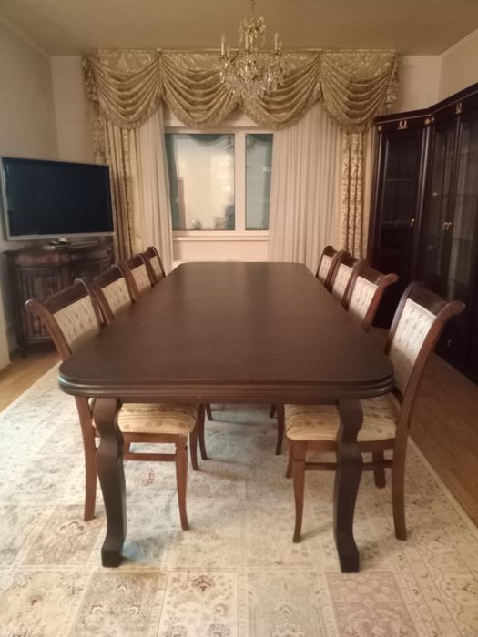 Стол и стулья массив