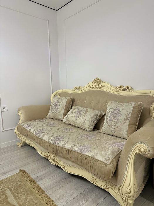 Продам диван + 2 кресла  Моно Лиза
