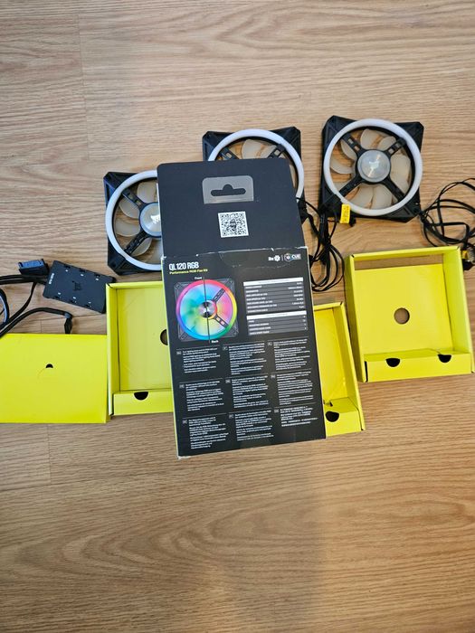 Kit 3 Ventilatoare Corsair iCUE QL120 RGB Black, 120mm, 3 bucati