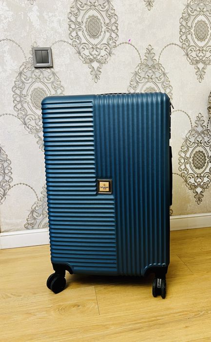 Чемодан для путешествии