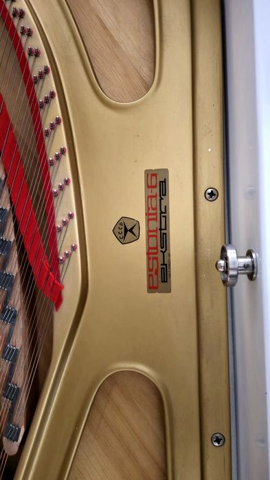 Антиквариат - Концертный рояль