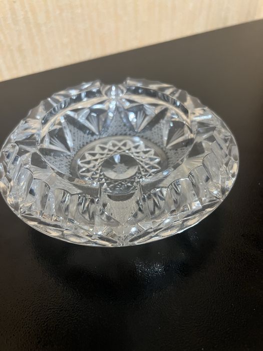 Кристален пепелник за ценители