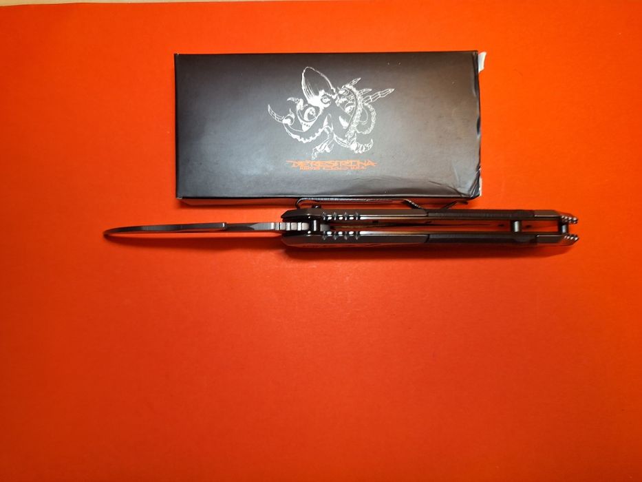 Сгъваем полуавтоматичен нож-Deresrina-X76