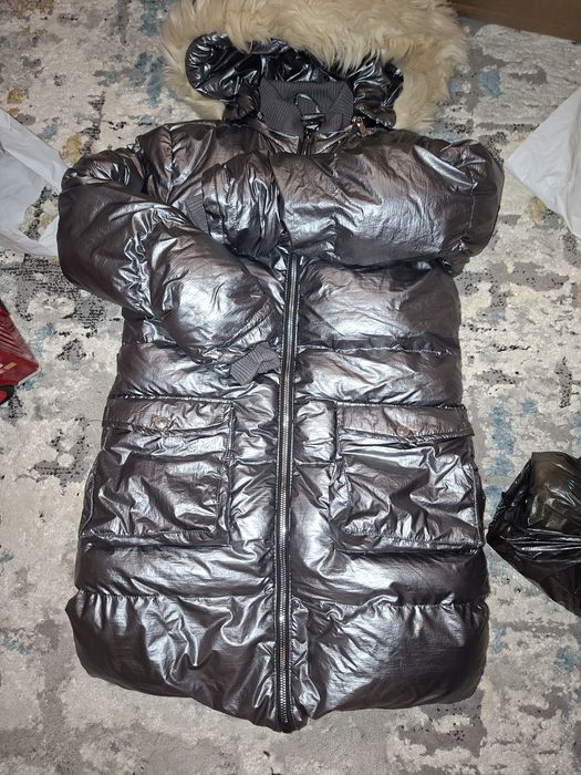 Продам детскую куртку