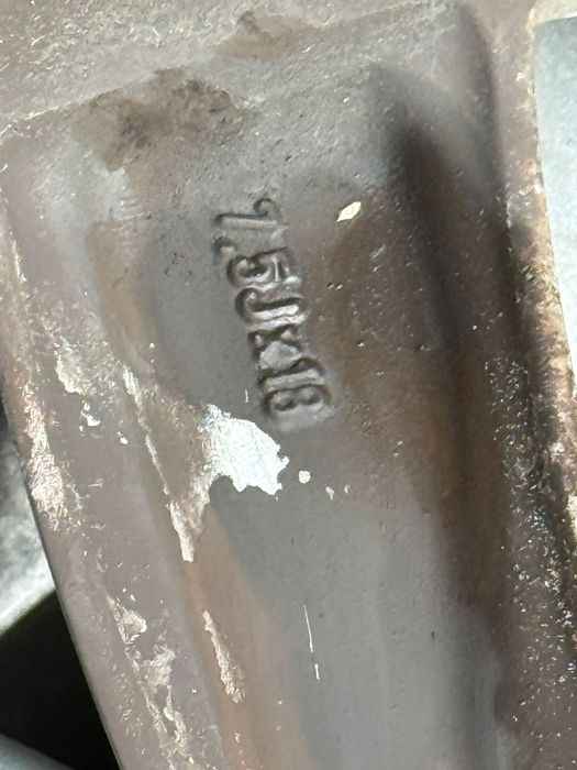 Vând jante peugeot 508 r18