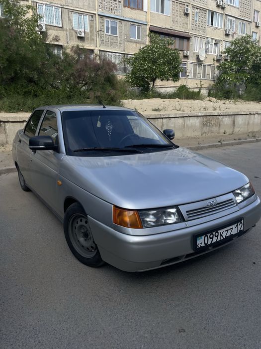lada 2110 бензин продаю