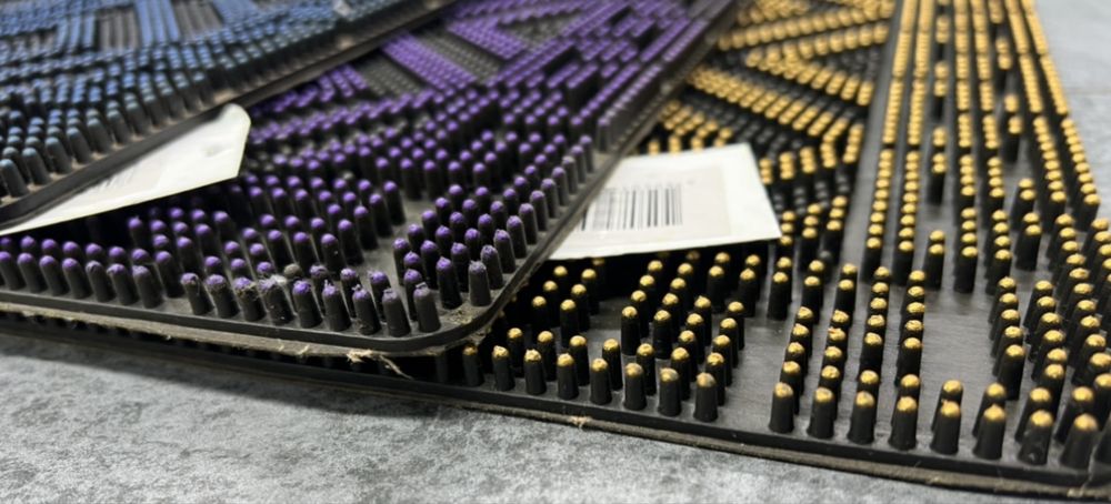 Коврик резиновый на шипах