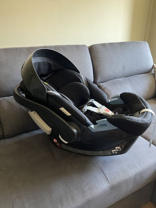 Кошчета за кола Cybex Aton 5 +представки за количка