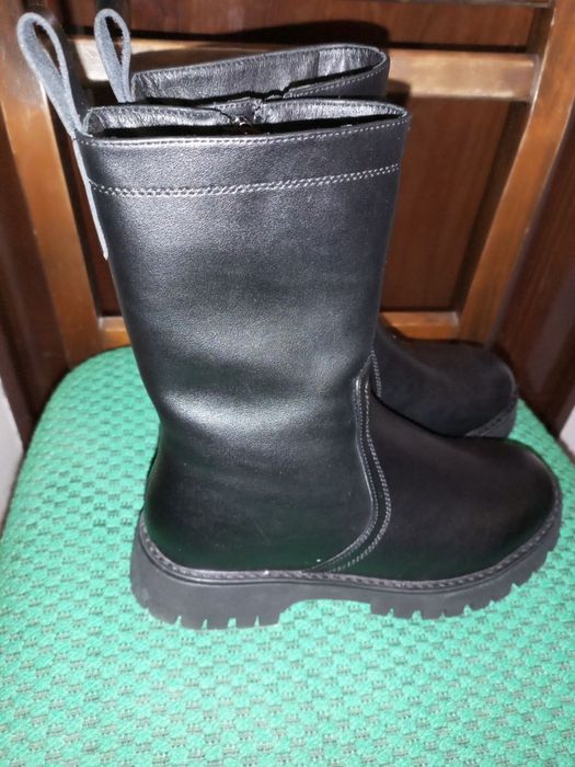 Продам зимние полусапожки за полцены