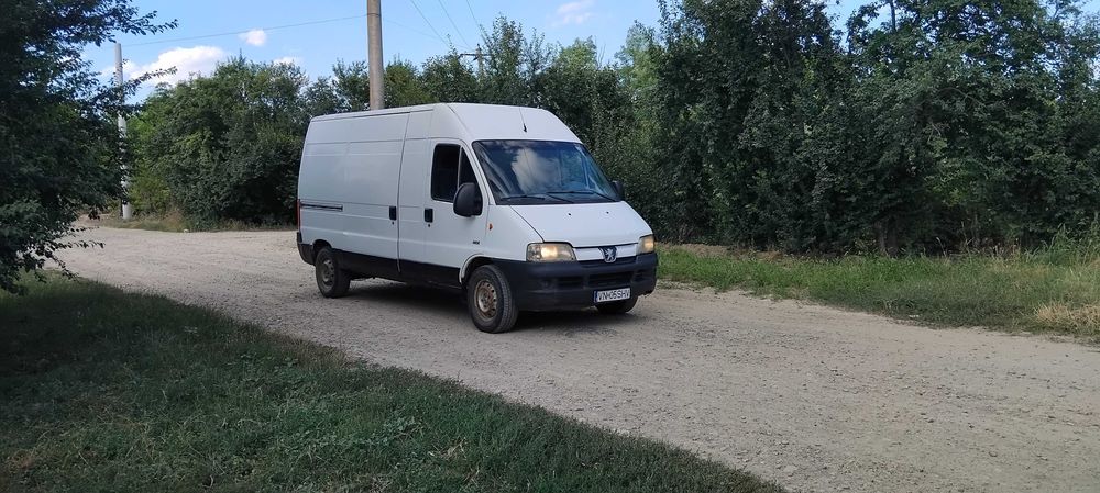 Dubă. Peugeot. Boxer.