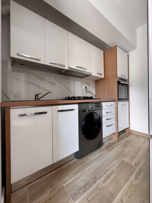 Închiriez apartament 2 camere zona Pacurari