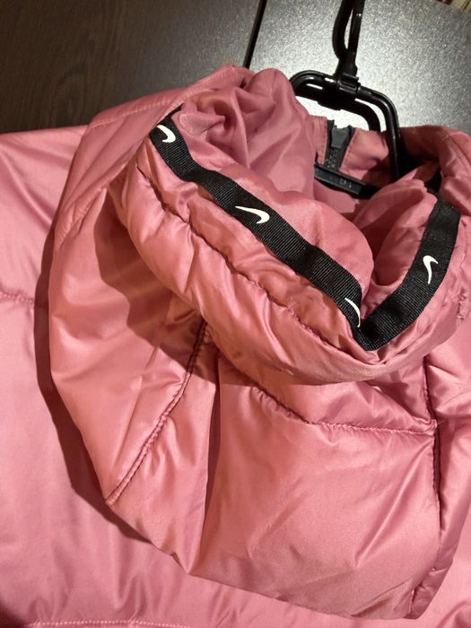 Дамско зимно яке Nike Therma Fit