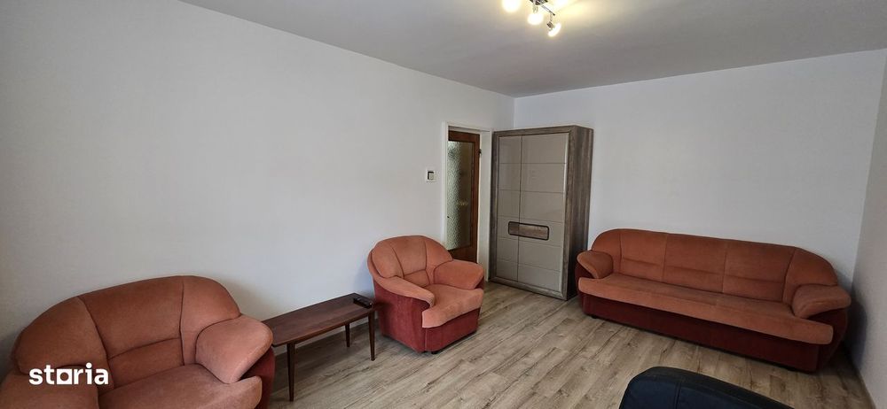 3 camere decomandate /centrala / mobilat / utilat / 2 bai / parcare /