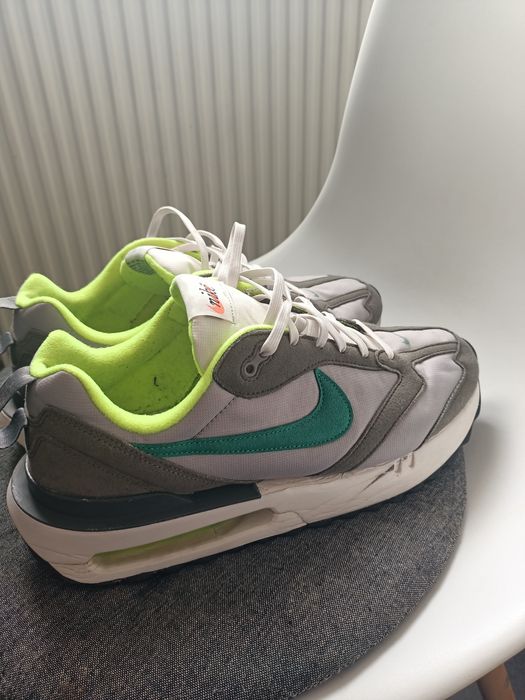 Adidași Nike Air Dawn