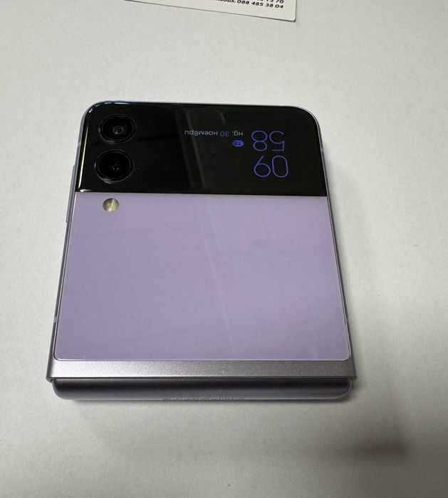 Samsung Galaxy Z Flip 3  5G   256/8gb