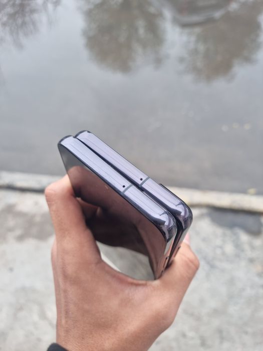 Samsung galaxy s22+ 5G 8/256gb holati yaxshi