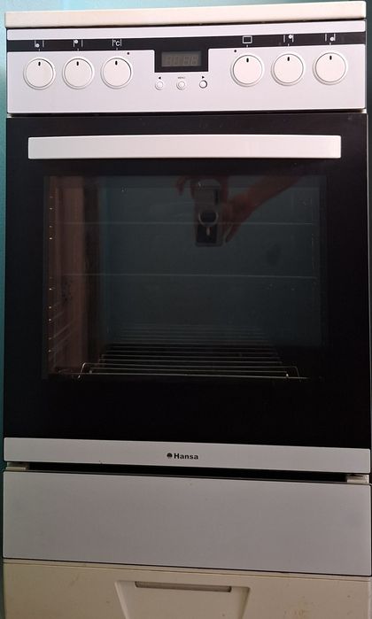 Продам плиту электрическую