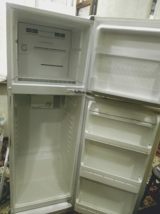 Продаю холодильник Daewoo