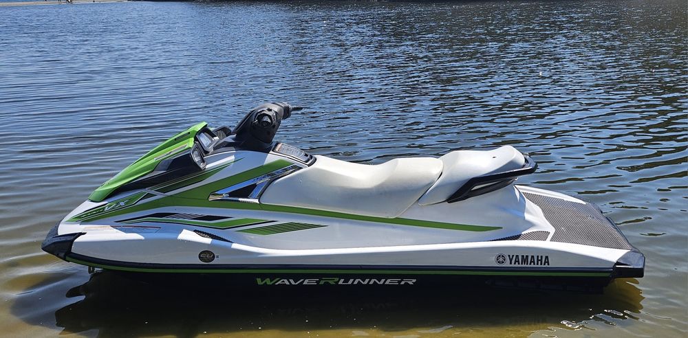 Джет Yamaha VX Wave Runner