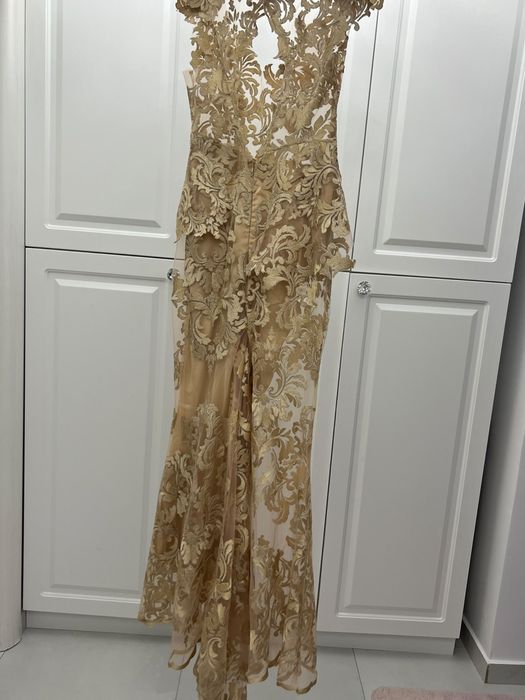 Vand rochie dantela