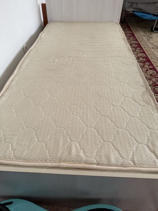 Кровати б/у, 10 000тг за одну