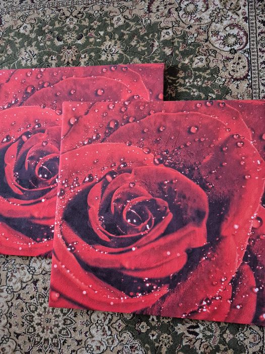 Продам картину роза