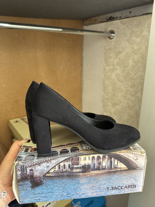 Продам туфли 40 размер