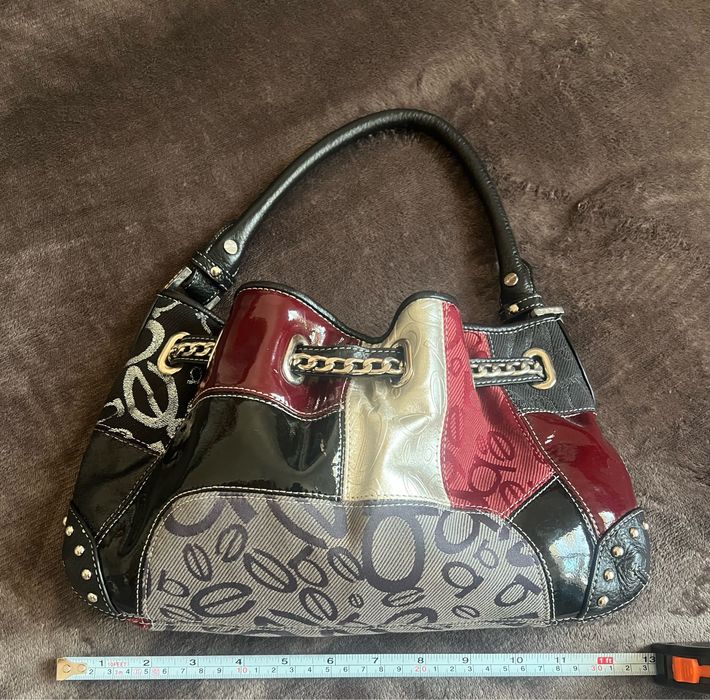 Оригинална Дамска чанта на BEBE-39€