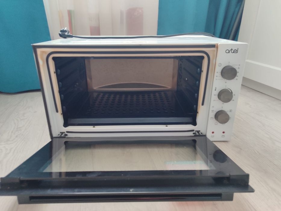 Настольная электропечь Artel