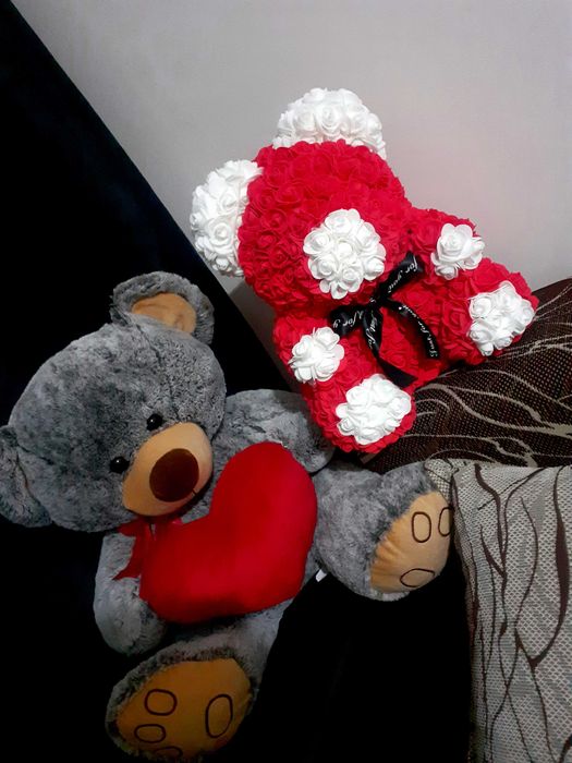 Мече от вечни розички