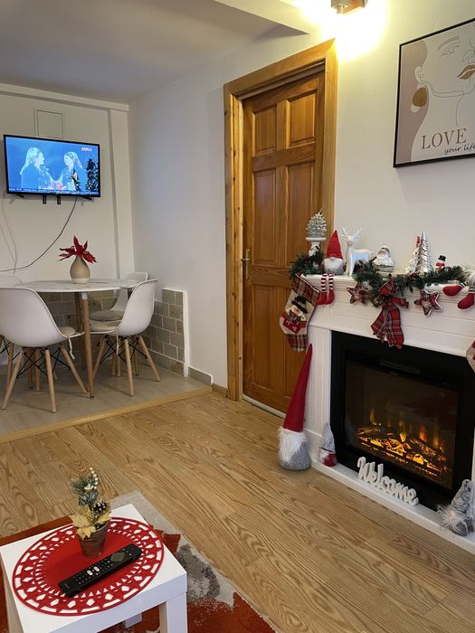 Cazare Cabană PISCINA si CIUBAR pe Clisura Dunării