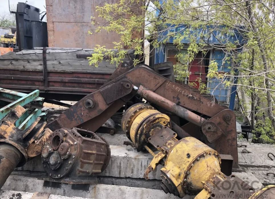 Продам кран на к-700 новое, погрузчик