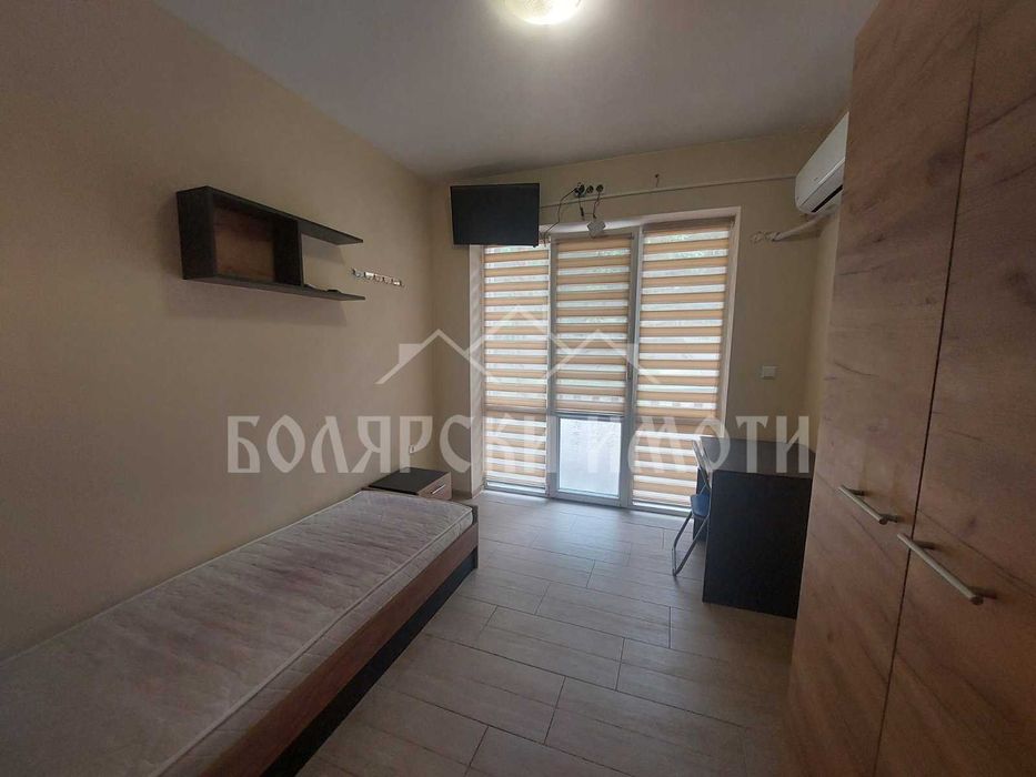 Дава се под наем Едностаен апартамент в Велико Търново, Бузлуджа - 24 кв.м за 229.5 € - Снимка #3