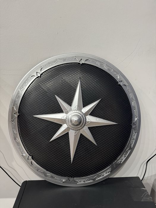 черно-серебряный щит 45*45