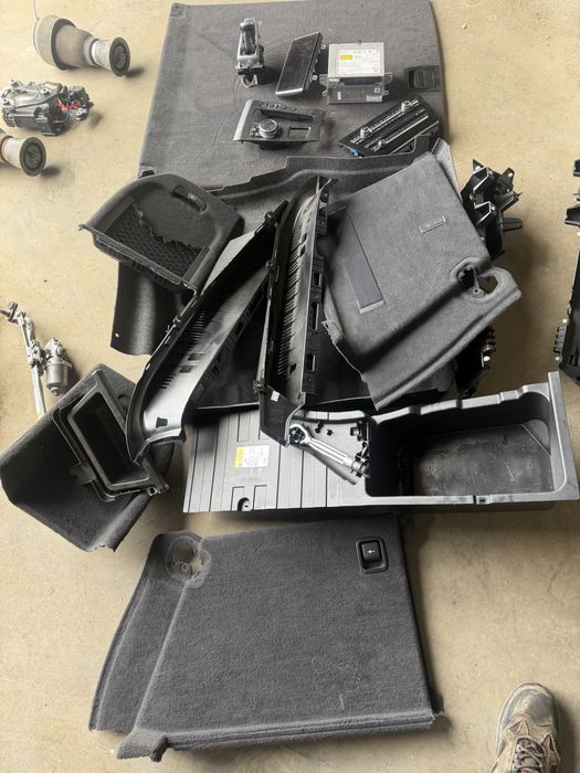 Кори в багажника бмв х6 ф16 (kori bmw x6 f16)